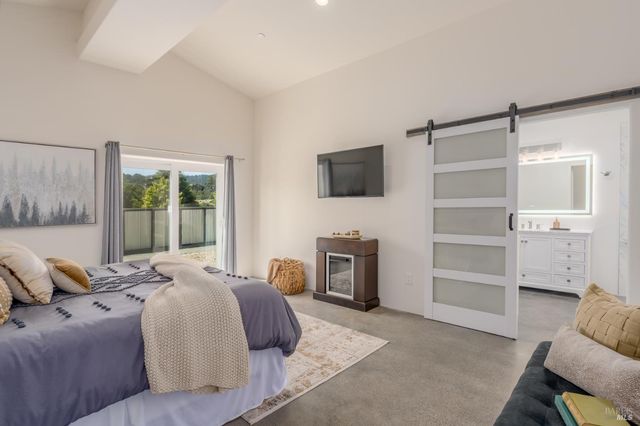 390 Treehaven Ln, Kenwood, CA 95452