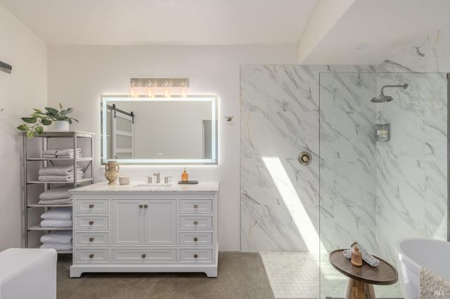 390 Treehaven Ln, Kenwood, CA 95452