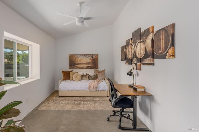 390 Treehaven Ln, Kenwood, CA 95452