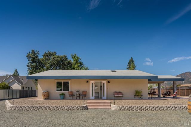 390 Treehaven Ln, Kenwood, CA 95452