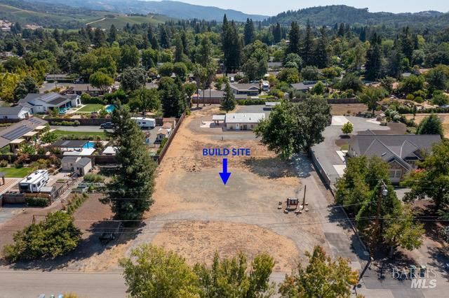 390 Treehaven Ln, Kenwood, CA 95452