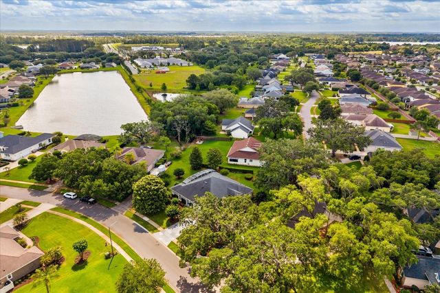 5222 HAMMOCK POINTE COURT, St Cloud, FL 34771