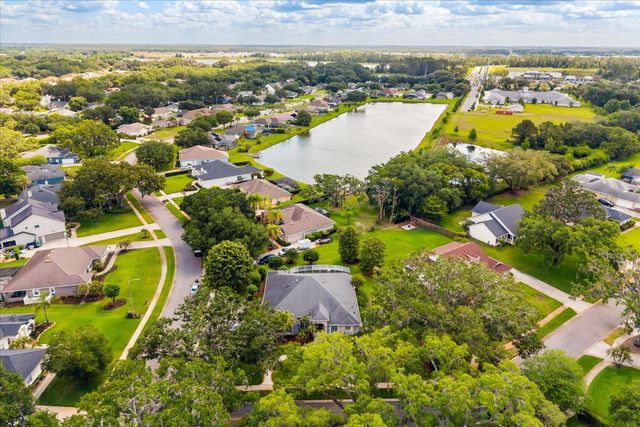 5222 HAMMOCK POINTE COURT, St Cloud, FL 34771