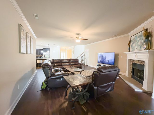 478 E Mossyleaf Drive, Huntsville, AL 35824