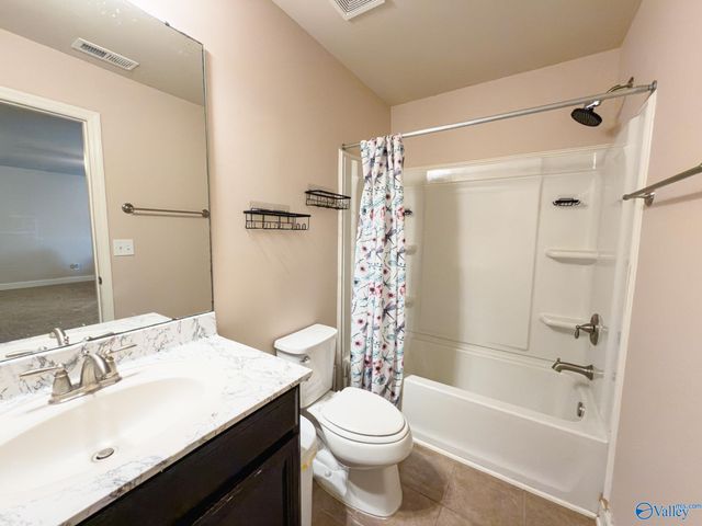 478 E Mossyleaf Drive, Huntsville, AL 35824