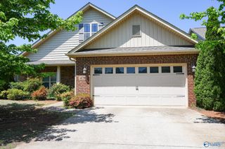 478 E Mossyleaf Drive, Huntsville, AL 35824