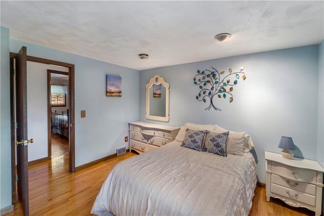 640 Westland Dr, Richland, PA 15044