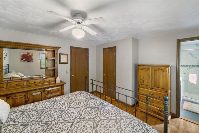 640 Westland Dr, Richland, PA 15044