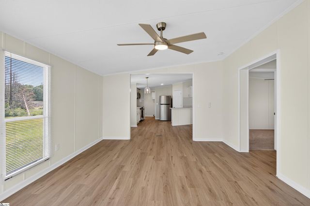 3589 Neely Ferry Road, Laurens, SC 29360