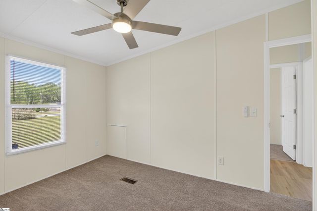 3589 Neely Ferry Road, Laurens, SC 29360