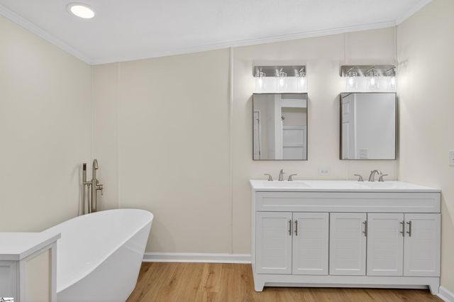 3589 Neely Ferry Road, Laurens, SC 29360