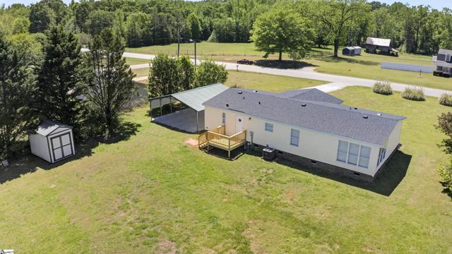 3589 Neely Ferry Road, Laurens, SC 29360