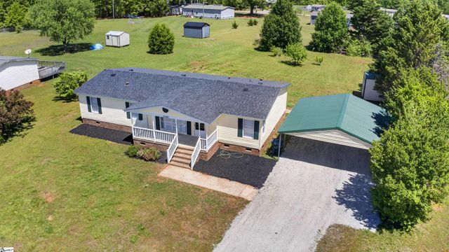 3589 Neely Ferry Road, Laurens, SC 29360