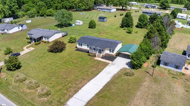 3589 Neely Ferry Road, Laurens, SC 29360