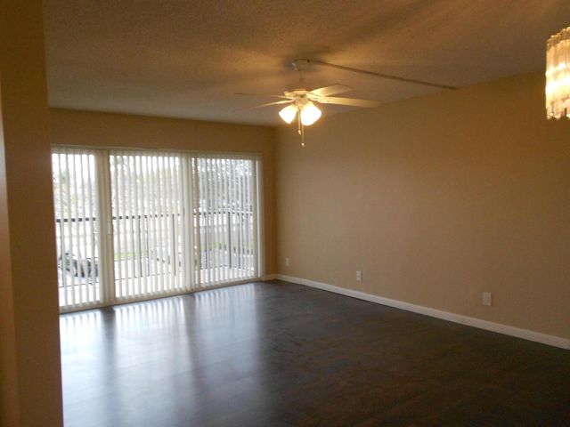 8977 Wiles Road 203, Coral Springs, FL 33067