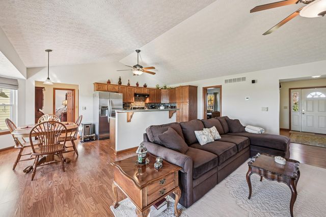 6153 County Road 18, Bellefontaine, OH 43311