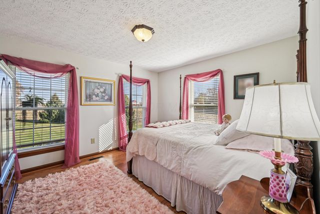 6153 County Road 18, Bellefontaine, OH 43311