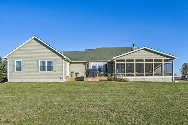 6153 County Road 18, Bellefontaine, OH 43311