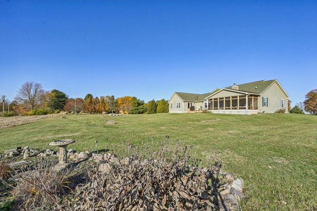 6153 County Road 18, Bellefontaine, OH 43311