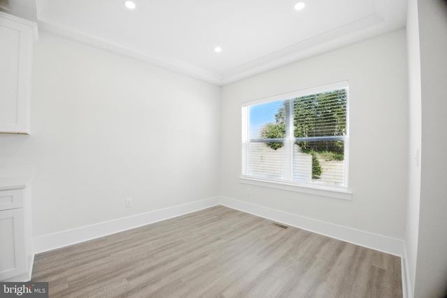 8 KESSEL RUN, Berlin, NJ 08009