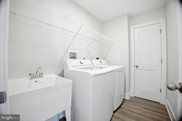 8 KESSEL RUN, Berlin, NJ 08009