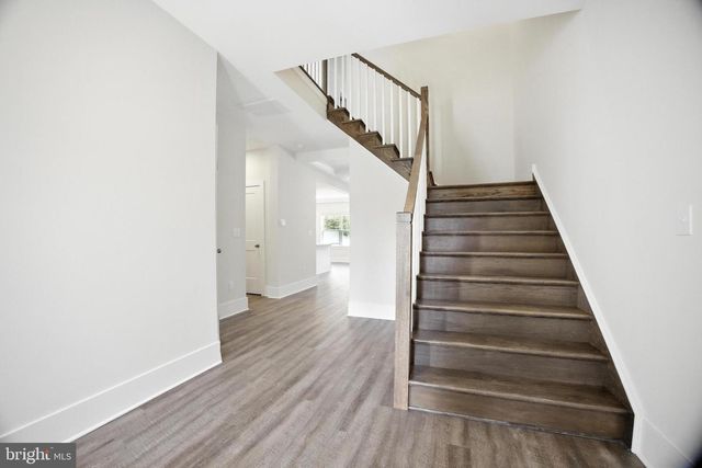 8 KESSEL RUN, Berlin, NJ 08009