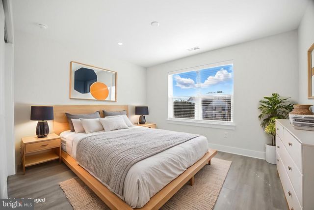 8 KESSEL RUN, Berlin, NJ 08009