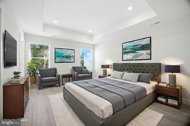 8 KESSEL RUN, Berlin, NJ 08009