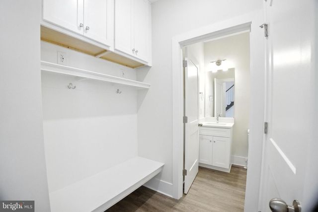 8 KESSEL RUN, Berlin, NJ 08009