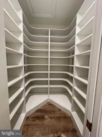 11612 LONGSTREET DR, Spotsylvania, VA 22551