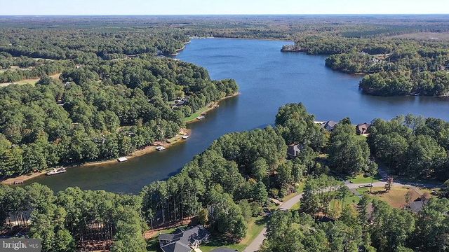 11612 LONGSTREET DR, Spotsylvania, VA 22551