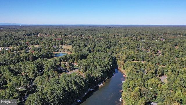 11612 LONGSTREET DR, Spotsylvania, VA 22551