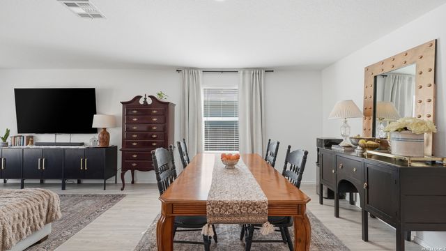 5762 Companion Loop, Bulverde, TX 78163