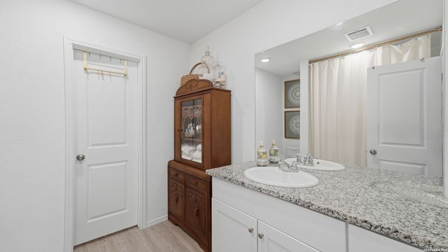 5762 Companion Loop, Bulverde, TX 78163
