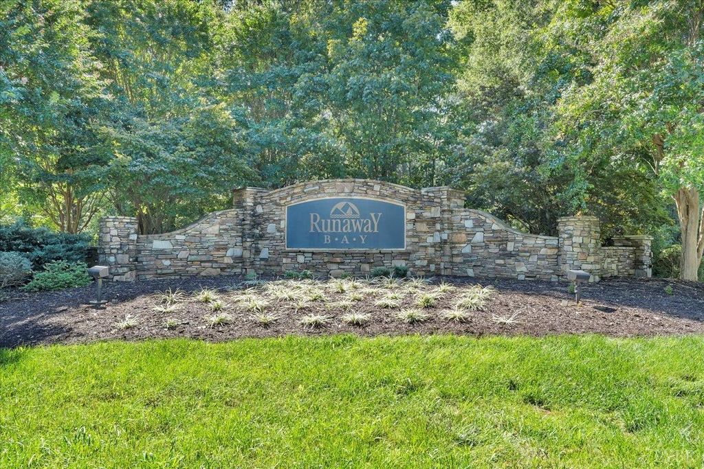 0 Runaway Bay Road, Lynch Station, VA 24571