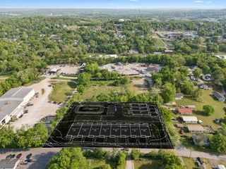 700 W 12th St, Columbia, TN 38401