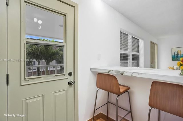 5325 SW 77th Ct 205F, Miami, FL 33155