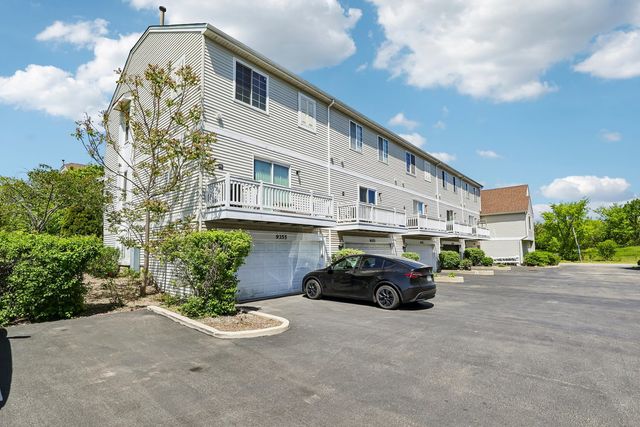 9355 Harrison Street, Des Plaines, IL 60016