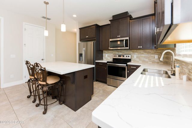 2344 Oxmoor Drive, Deland, FL 32724