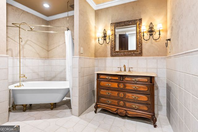 1210 Troon Court, Alpharetta, GA 30005