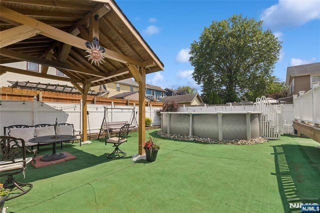205 Summit Avenue, Bogota, NJ 07603