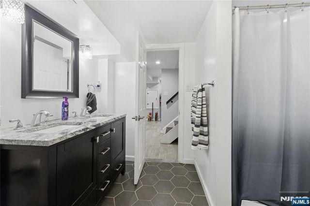205 Summit Avenue, Bogota, NJ 07603