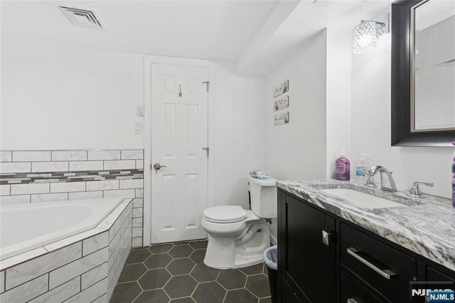 205 Summit Avenue, Bogota, NJ 07603