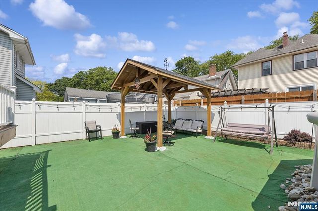 205 Summit Avenue, Bogota, NJ 07603