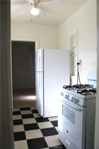 1848 Temple Avenue, Signal Hill, CA 90755