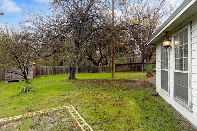 2201 Mission Hill CIR 4, Austin, TX 78741