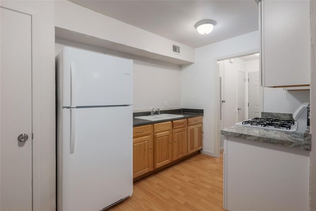 2201 Mission Hill CIR 4, Austin, TX 78741