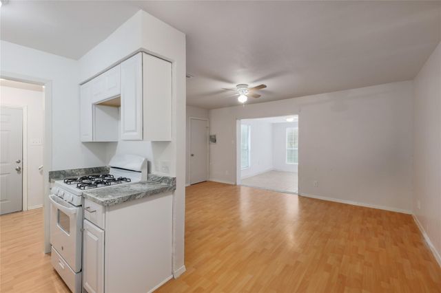 2201 Mission Hill CIR 4, Austin, TX 78741