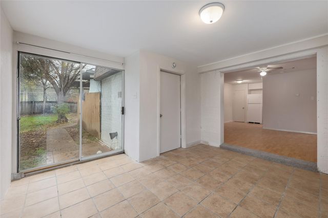 2201 Mission Hill CIR 4, Austin, TX 78741