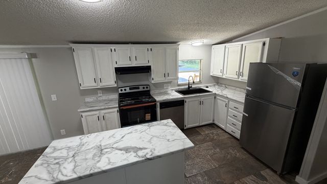 125 Fisher St, Goodlettsville, TN 37072